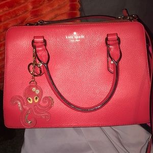 Kate spade medium size bag with optional crossbody